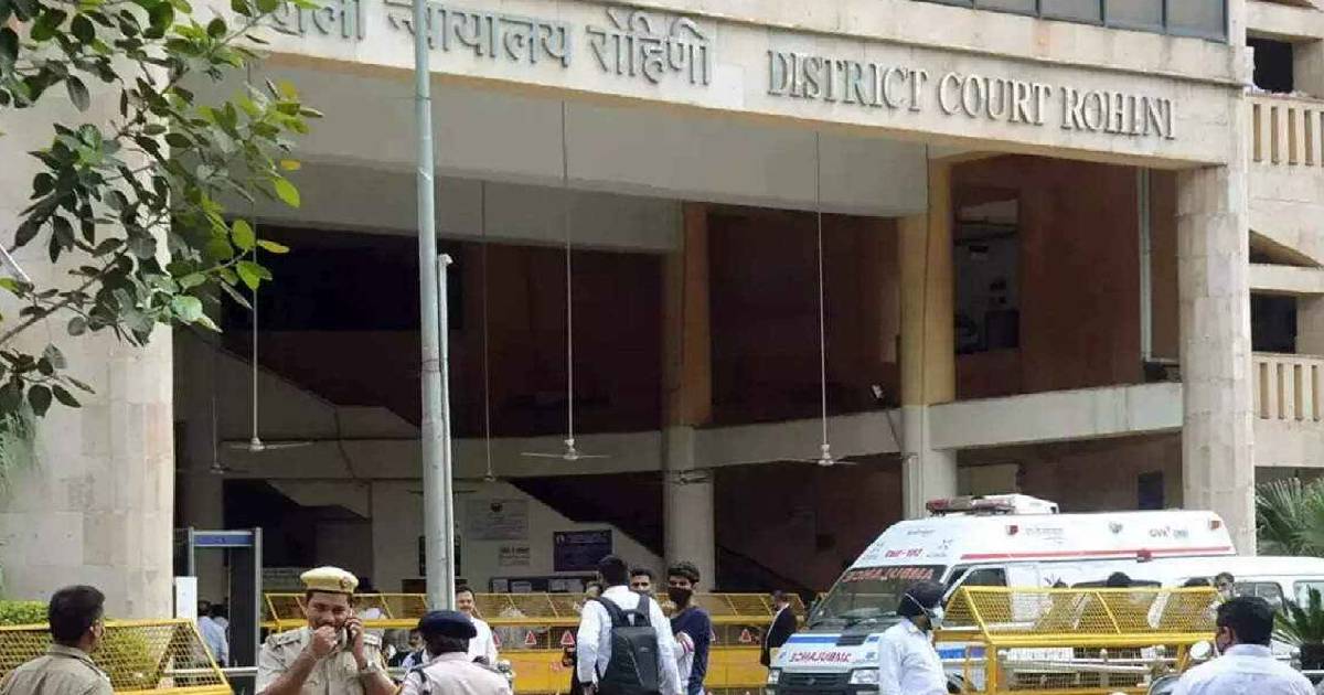 Bullet fired inside Delhi's Rohini court complex